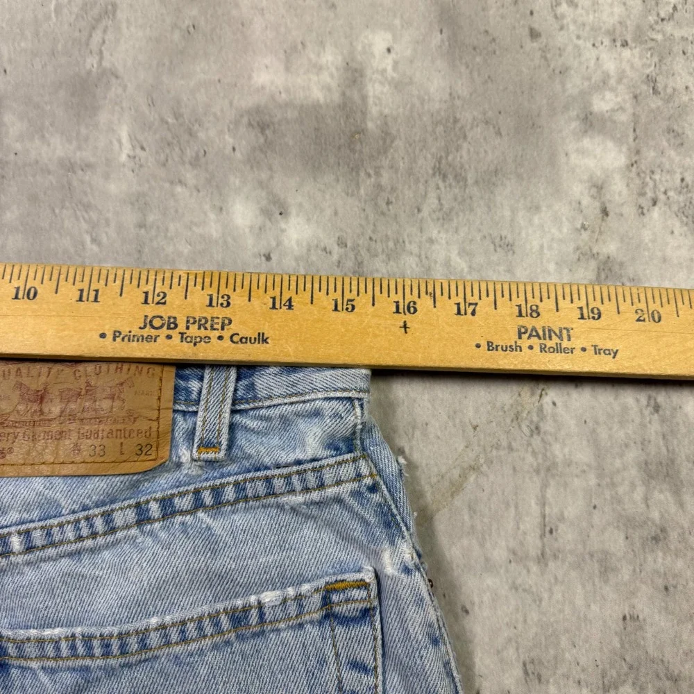 Levis 505 Regular Fit Jeans Light Wash Distressed Denim 33x32 Mens Straight Leg